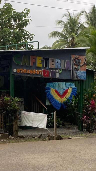 Al'S Beach Casa Увита Экстерьер фото